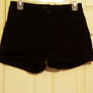 2C - American Eagle Size 2. Women's shorts. Black.